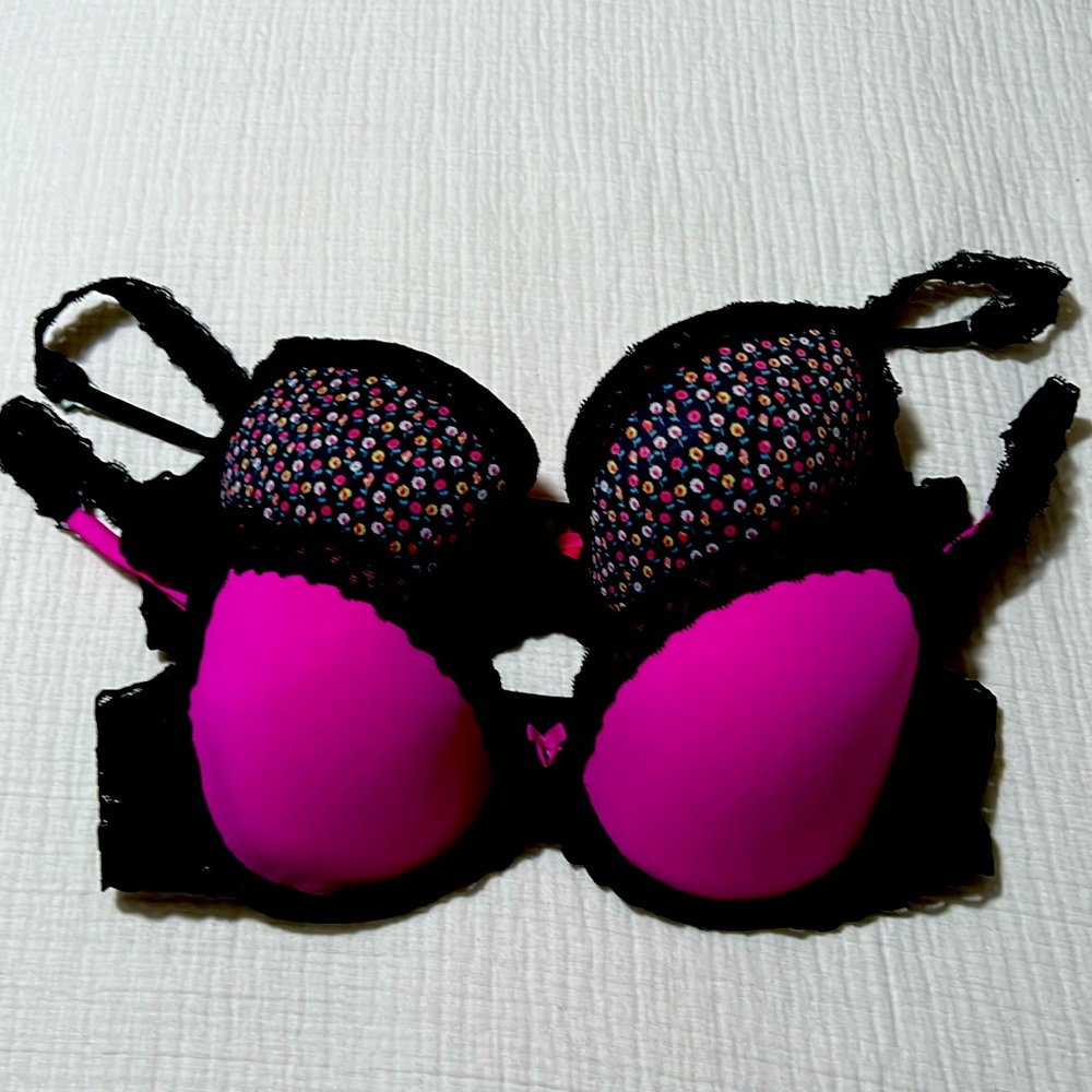 Set of two 34C PINK lace wing demi.
